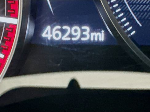 Used 2024 MAZDA MAZDA3 s image 19