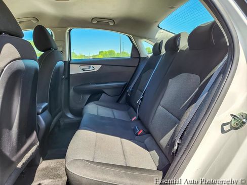 Used 2023 Kia Forte LXS FWD image 10