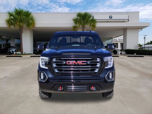 Used 2022 GMC Sierra 1500 AT4 w/ AT4 Preferred Package image 2