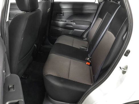 Used 2017 Mitsubishi Outlander Sport SE image 34