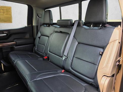 Used 2021 Chevrolet Silverado 1500 LT Trail Boss w/ Convenience Package II AWD/4WD image 18