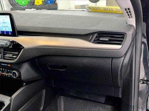 Used 2022 Ford Escape SE w/ Convenience Package image 13