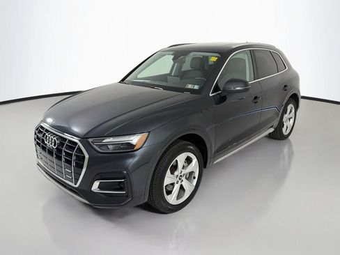 Used 2021 Audi Q5 2.0T Premium Plus w/ Premium Plus Package AWD/4WD image 3