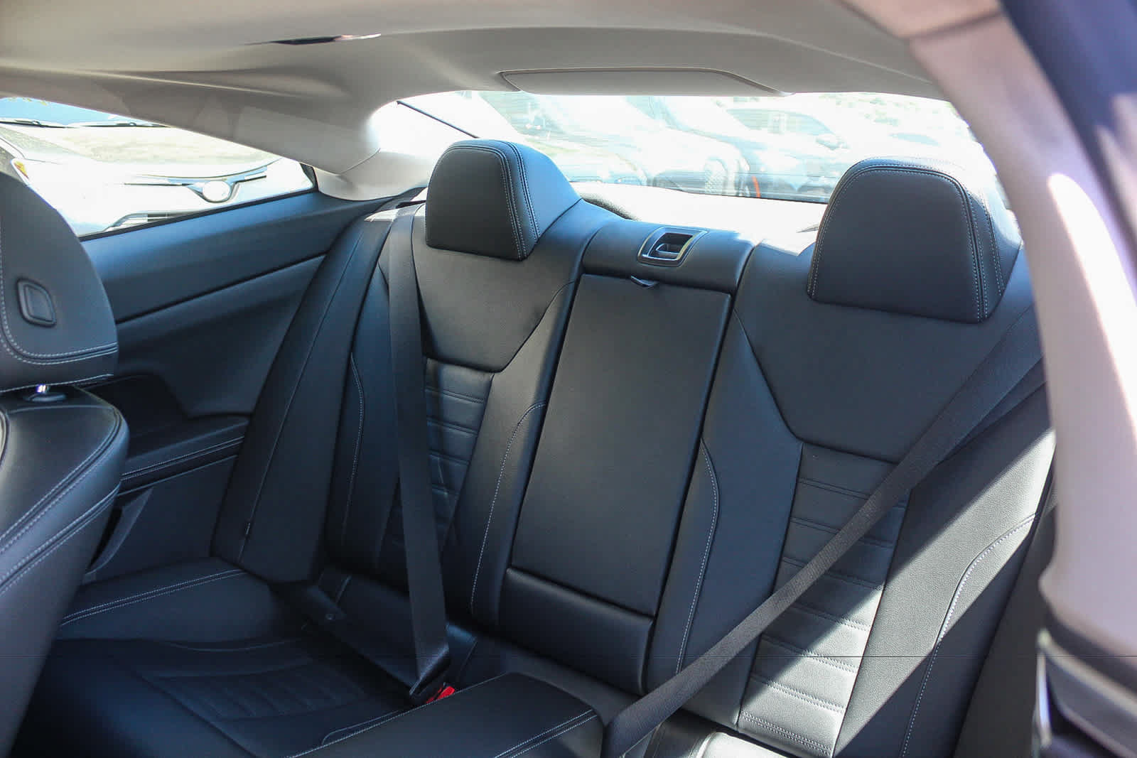 Used 2023 BMW 430i Coupe w/ Premium Package RWD image 16
