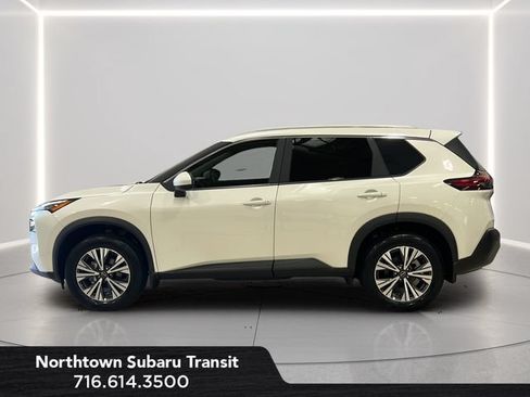 Used 2023 Nissan Rogue SV w/ SV Premium B Package AWD/4WD image 2