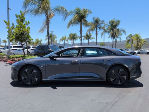 Used 2024 Lucid Air Touring AWD/4WD image 7