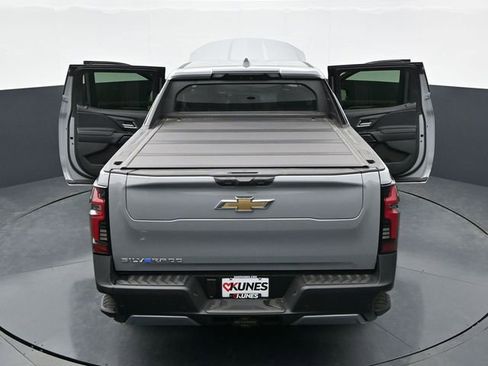 New 2026 Chevrolet Silverado EV LT AWD/4WD image 42