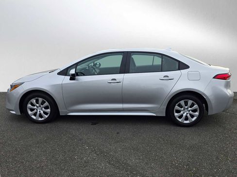 Certified 2025 Toyota Corolla LE image 6