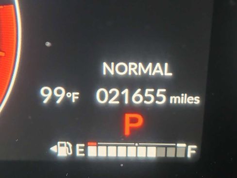 Used 2024 Honda Pilot EX-L image 10
