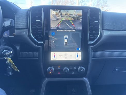 New 2025 Ford Ranger XLT w/ FX4 Off-Road Package image 17