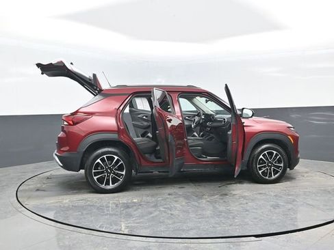 Used 2024 Chevrolet TrailBlazer LT w/ Convenience Package image 30
