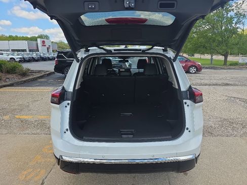 New 2026 Nissan Rogue Platinum AWD/4WD image 7