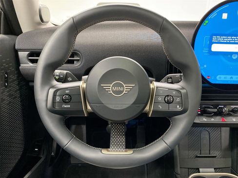 Certified 2025 MINI Cooper S image 15