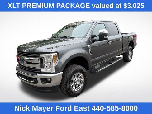 Used 2018 Ford F250 XLT w/ XLT Premium Package AWD/4WD image 3