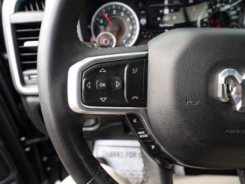 Used 2025 RAM 1500 Big Horn AWD/4WD image 24