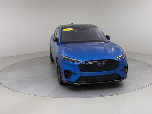 Certified 2025 Ford Mustang Mach-E GT AWD/4WD image 10