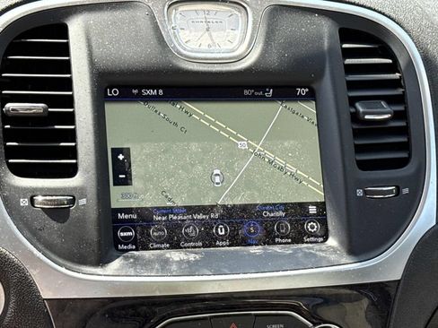 Used 2021 Chrysler 300 Touring L RWD image 11