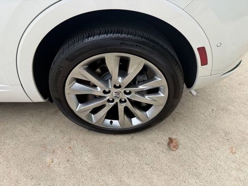 Used 2023 Buick Envision Avenir AWD/4WD image 35
