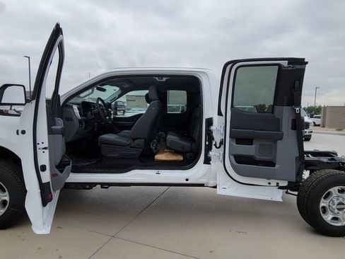 New 2025 Ford F250 XL image 11