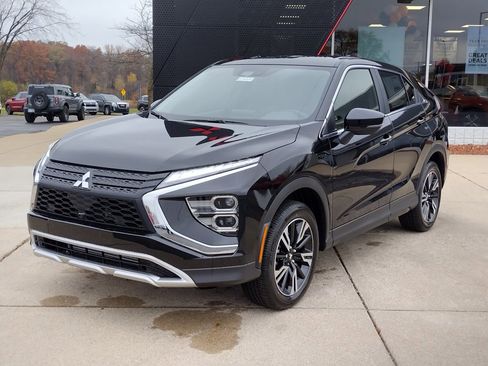 New 2026 Mitsubishi Eclipse Cross SE image 1