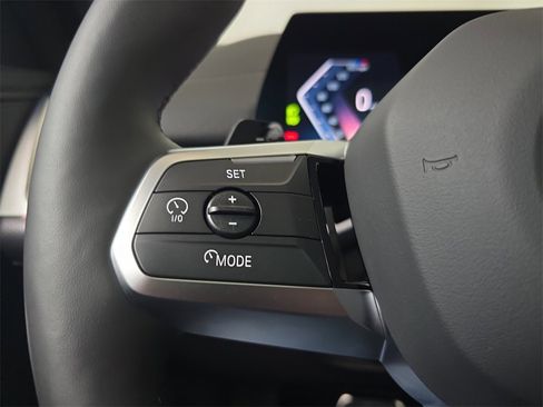 Used 2025 BMW X2 xDrive28i w/ M Sport Package image 20