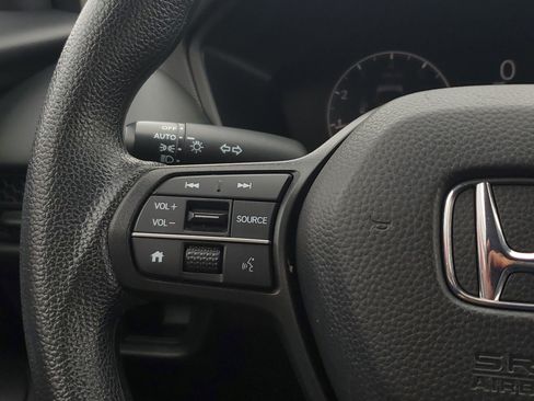 Used 2023 Honda HR-V LX image 19