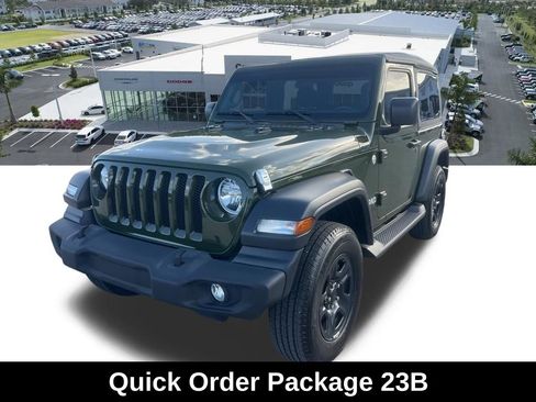 Certified 2020 Jeep Wrangler Sport AWD/4WD image 3