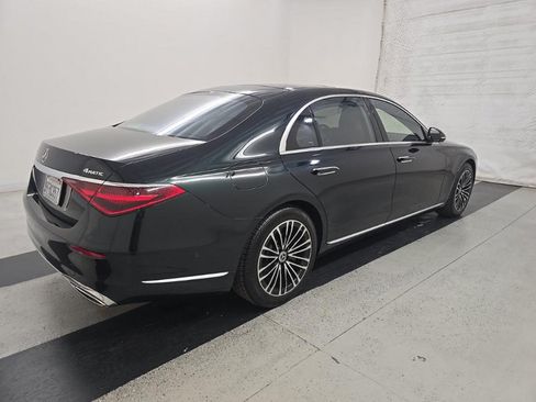 Used 2023 Mercedes-Benz S 500 4MATIC image 2