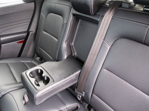 Used 2021 Ford Escape Titanium image 20