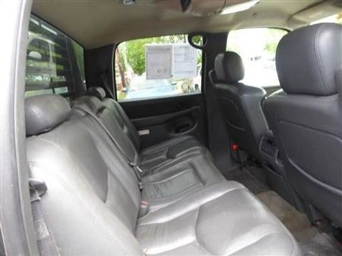 Used 2003 Chevrolet Silverado 3500 LT RWD image 22