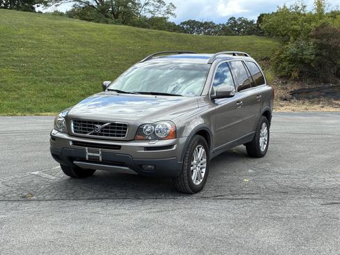 Used 2009 Volvo XC90 3.2 image 1
