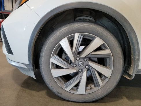 Used 2019 Nissan Murano SL AWD/4WD image 9