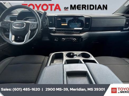 Certified 2024 GMC Sierra 1500 SLE image 13