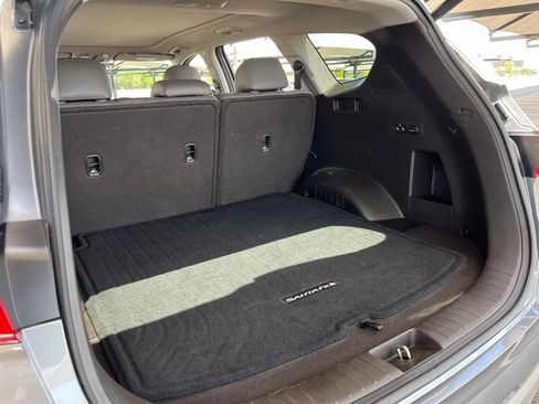Used 2019 Hyundai Santa Fe FWD image 12