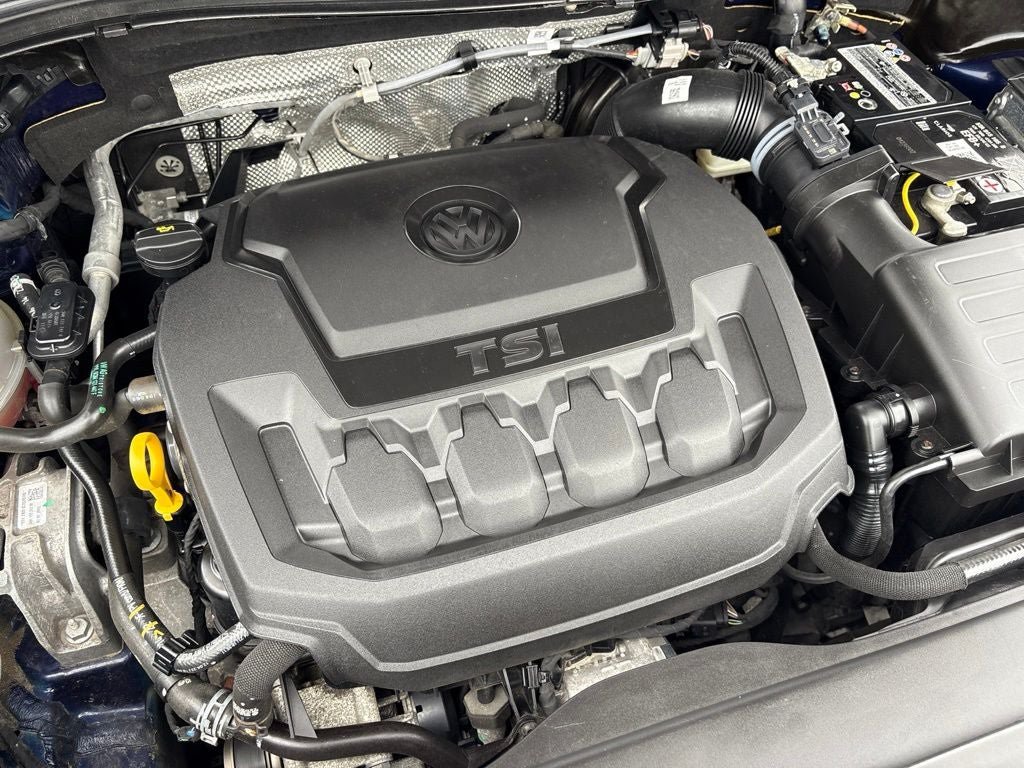 Used 2022 Volkswagen Tiguan SE AWD/4WD image 38