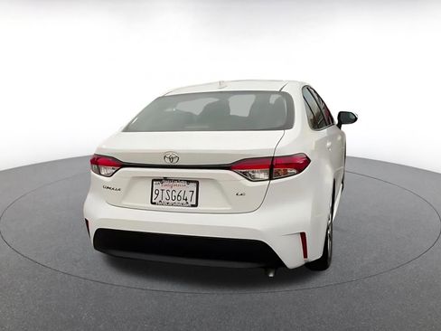 Used 2025 Toyota Corolla LE image 14