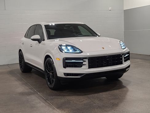 New 2026 Porsche Cayenne image 9