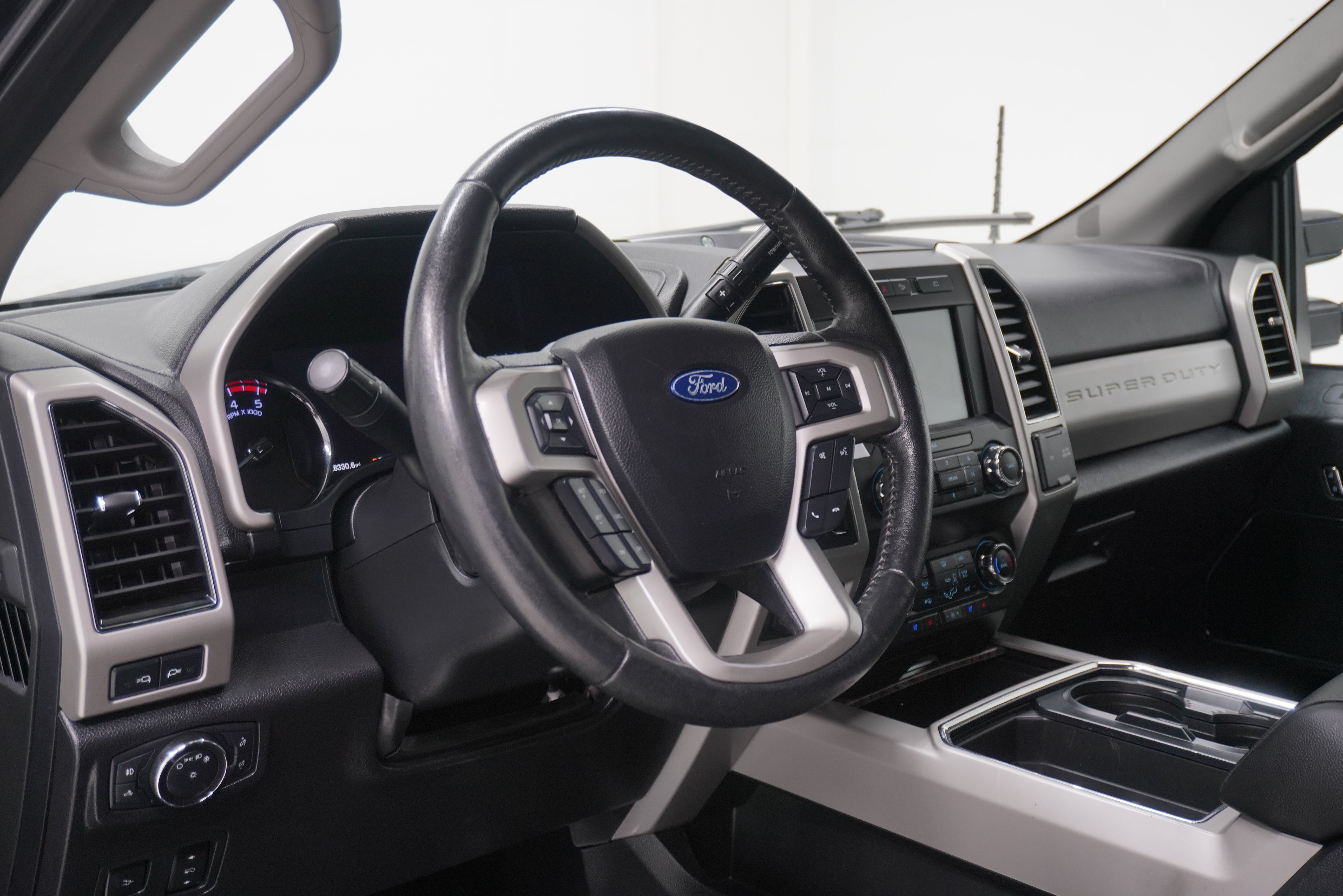 Used 2019 Ford F250 Lariat w/ Lariat Ultimate Package AWD/4WD image 11