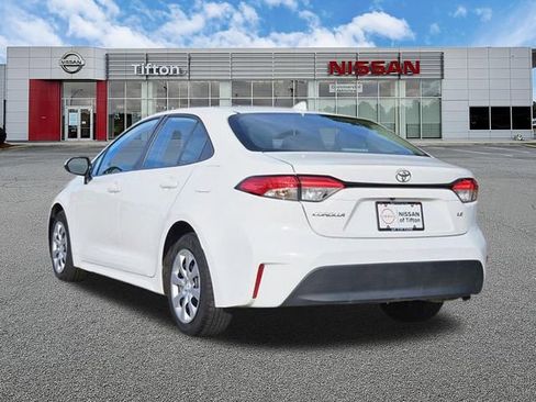 Used 2024 Toyota Corolla LE FWD image 6