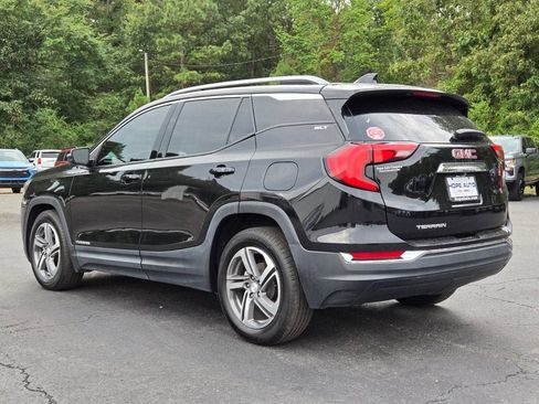 Used 2021 GMC Terrain SLT FWD image 3