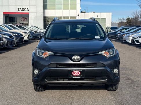 Used 2018 Toyota RAV4 XLE image 2