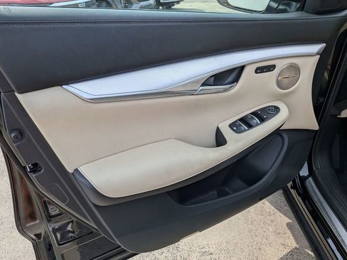 Used 2020 INFINITI QX50 Sensory w/ Climate Package FWD image 8