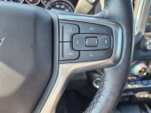 Used 2022 Chevrolet Silverado 1500 LTZ w/ LTZ Premium Package AWD/4WD image 18