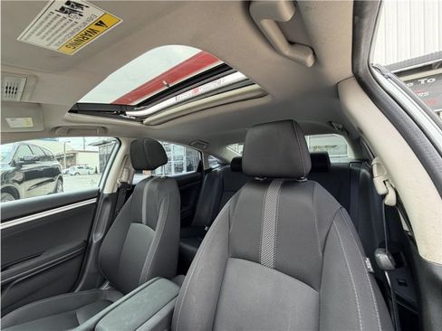 Used 2020 Honda Civic EX image 19