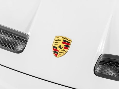Used 2024 Porsche 911 GT3 image 24