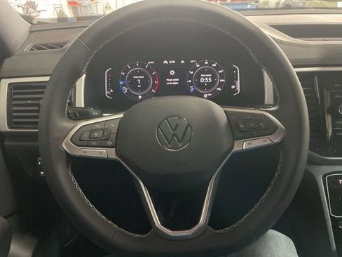 Certified 2023 Volkswagen Atlas Cross Sport SE image 15