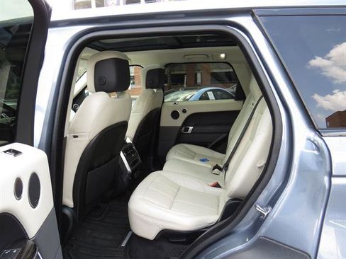 Used 2020 Land Rover Range Rover Sport HSE AWD/4WD image 19