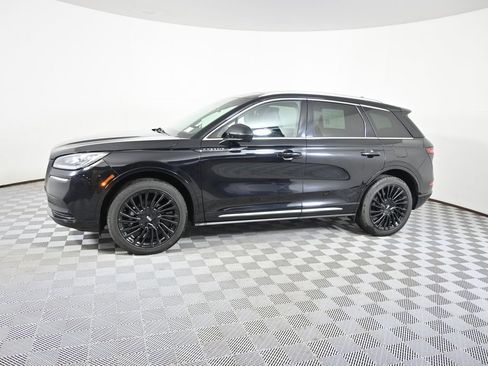 Used 2022 Lincoln Corsair Reserve AWD/4WD image 2