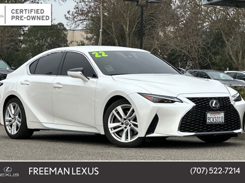 Used 2022 Lexus IS 300 image 1