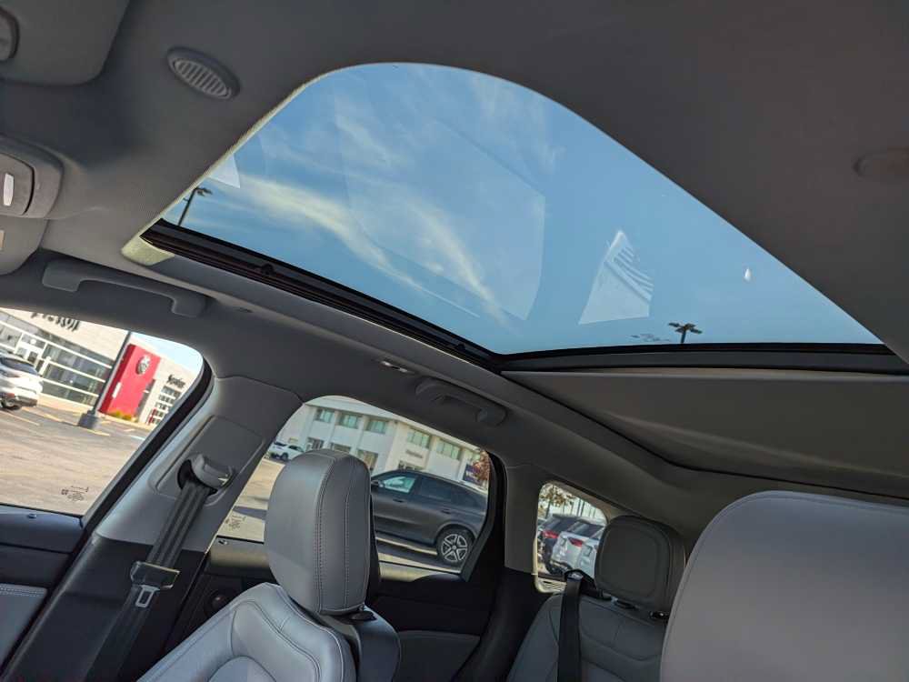 Used 2020 Lincoln Corsair Reserve w/ Equipment Group 201A AWD/4WD image 15